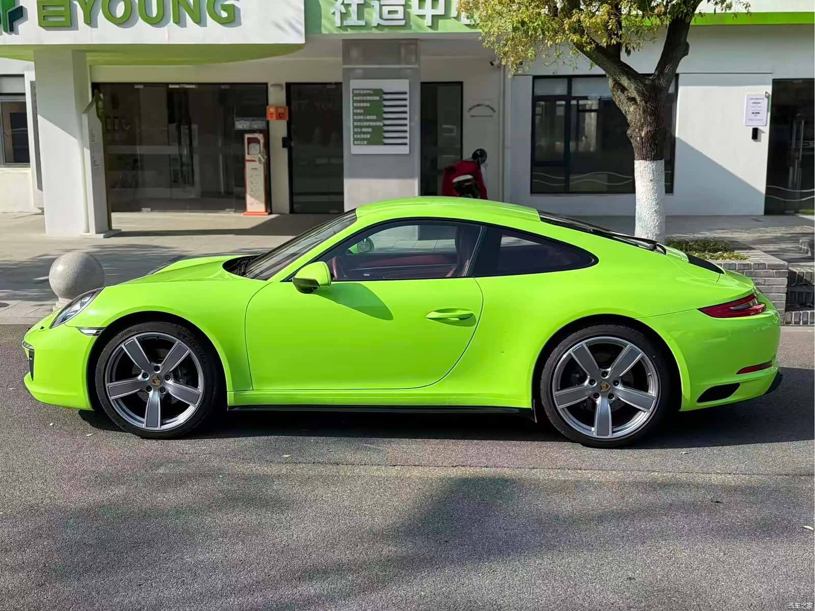 Porsche 911, 2018 8