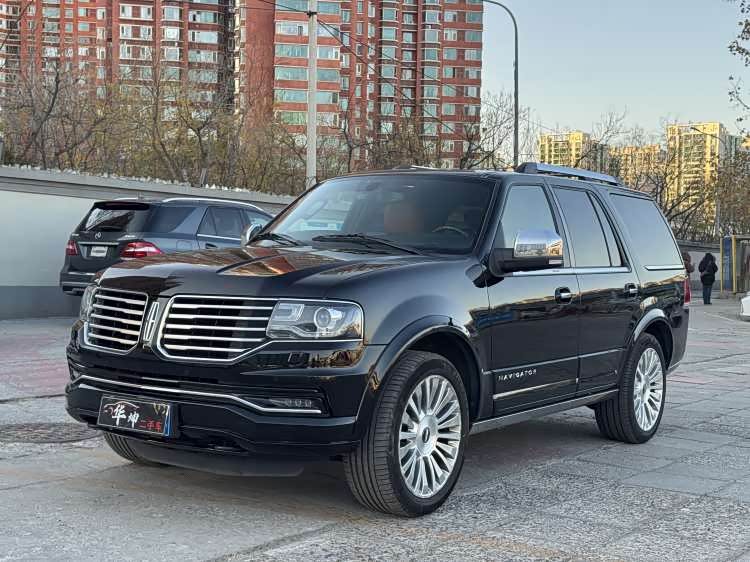Lincoln Navigator