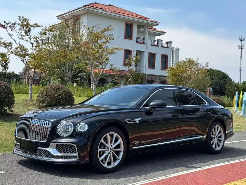 Bentley Flying