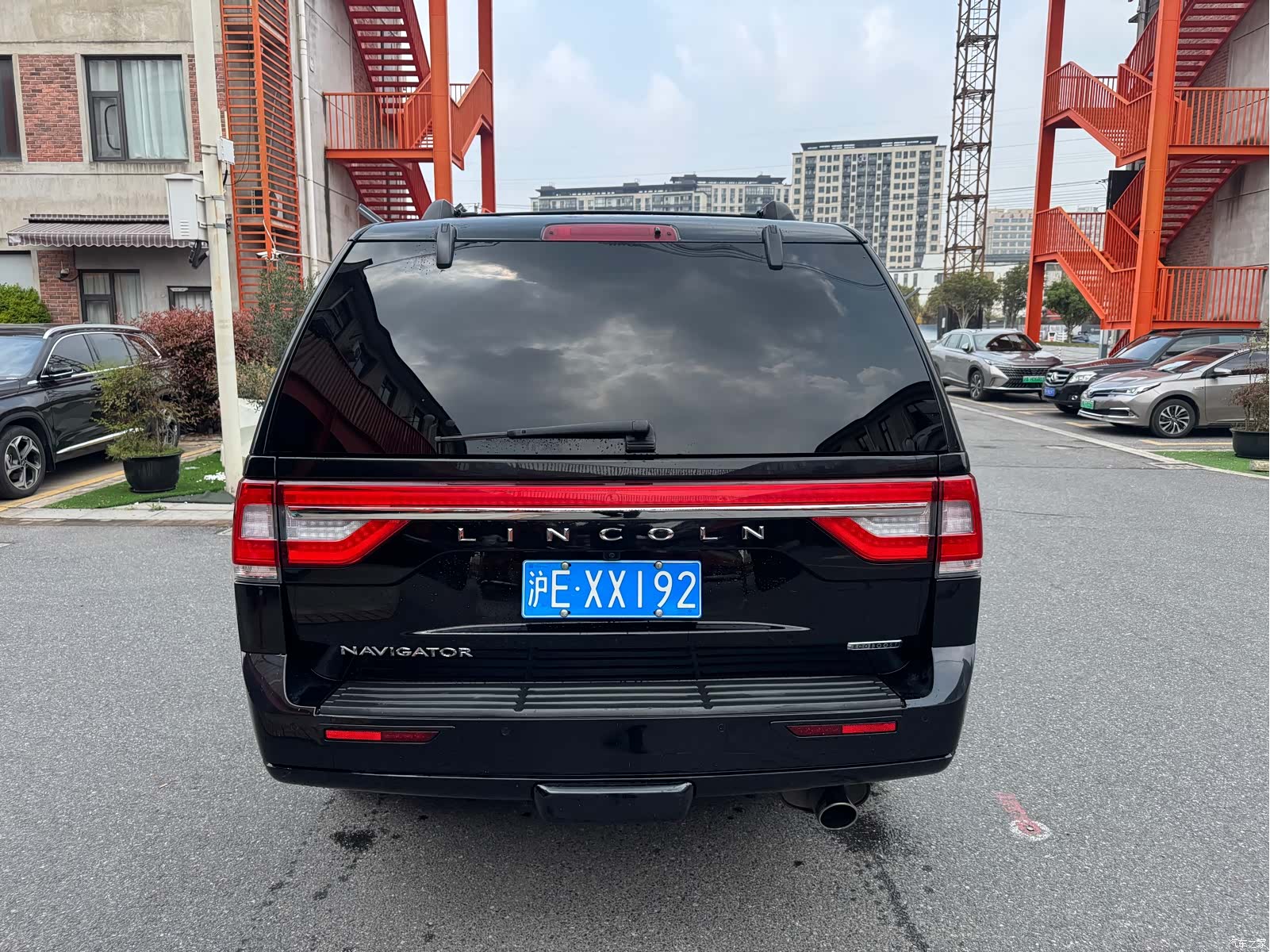 Lincoln Navigator, 2017 4