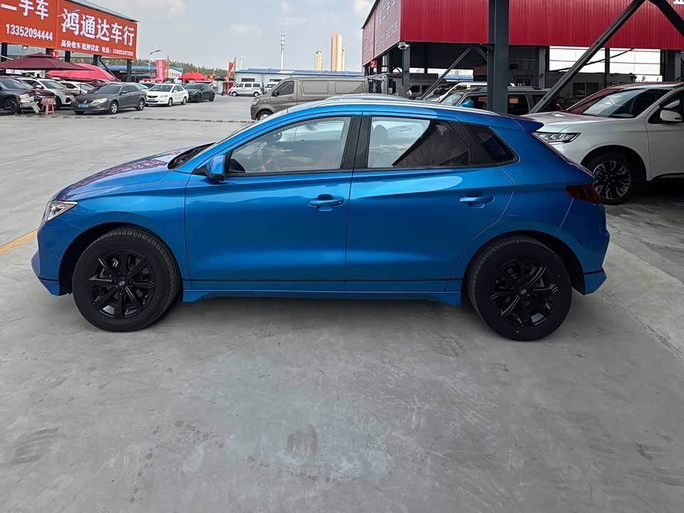 BYD e2