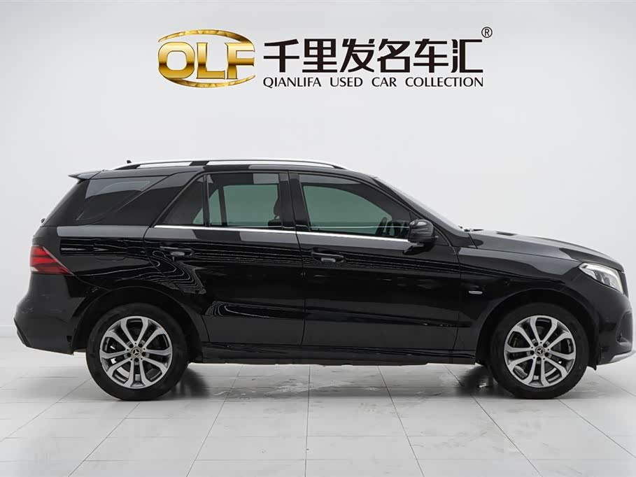 Mercedes-Benz GLE Mercedes-Benz GLE