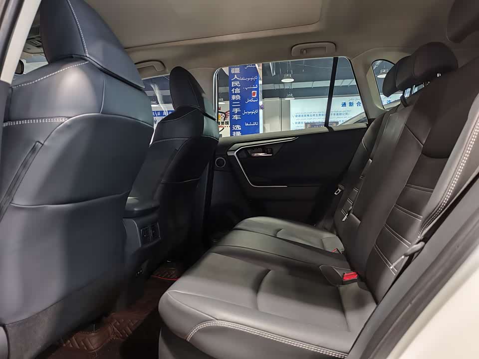 Toyota RAV4 Rongfang