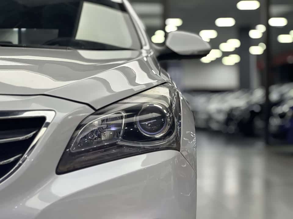 Hyundai Name picture