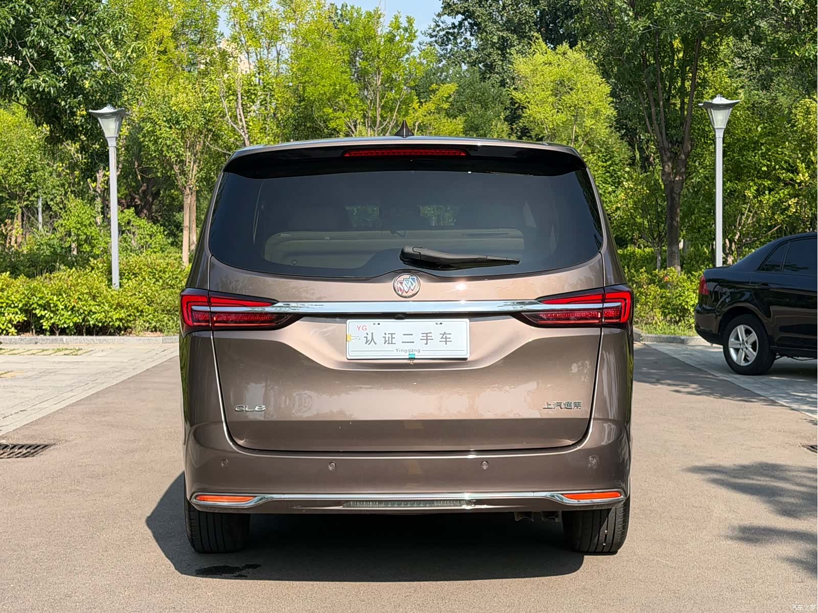 Buick GL8, 2020 8