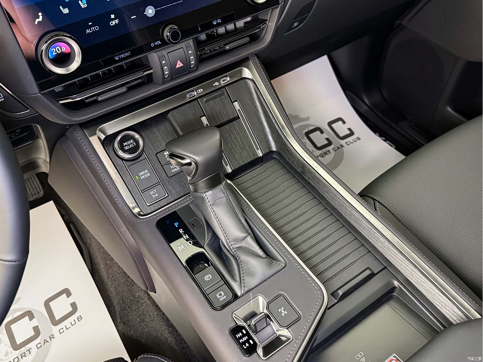 Lexus GX, 2026 8