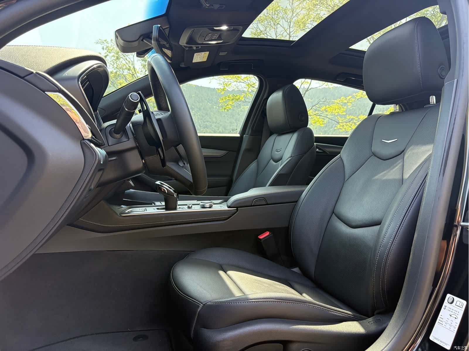 Cadillac CT5, 2022 10