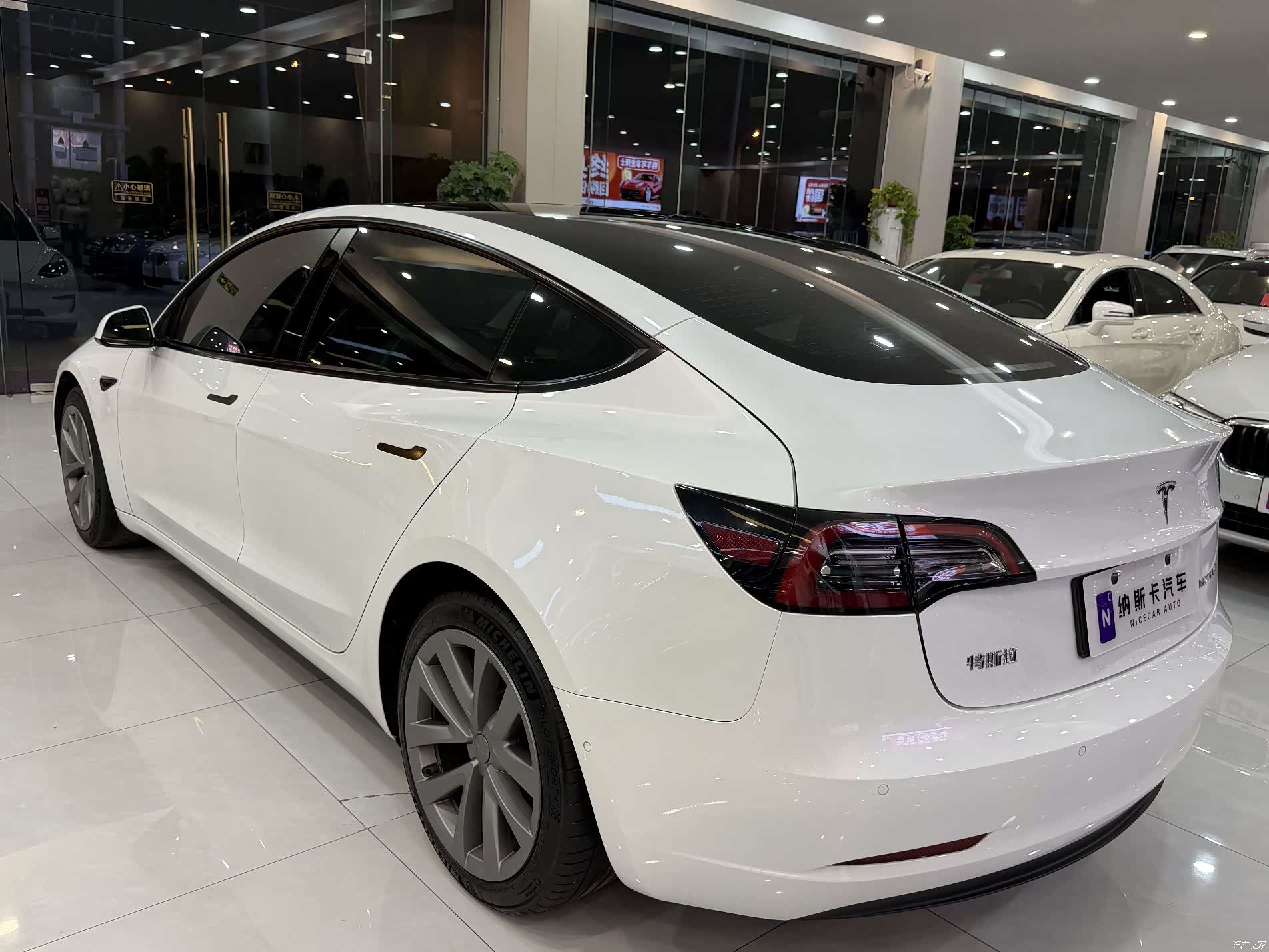 Tesla Model 3, 2021 6