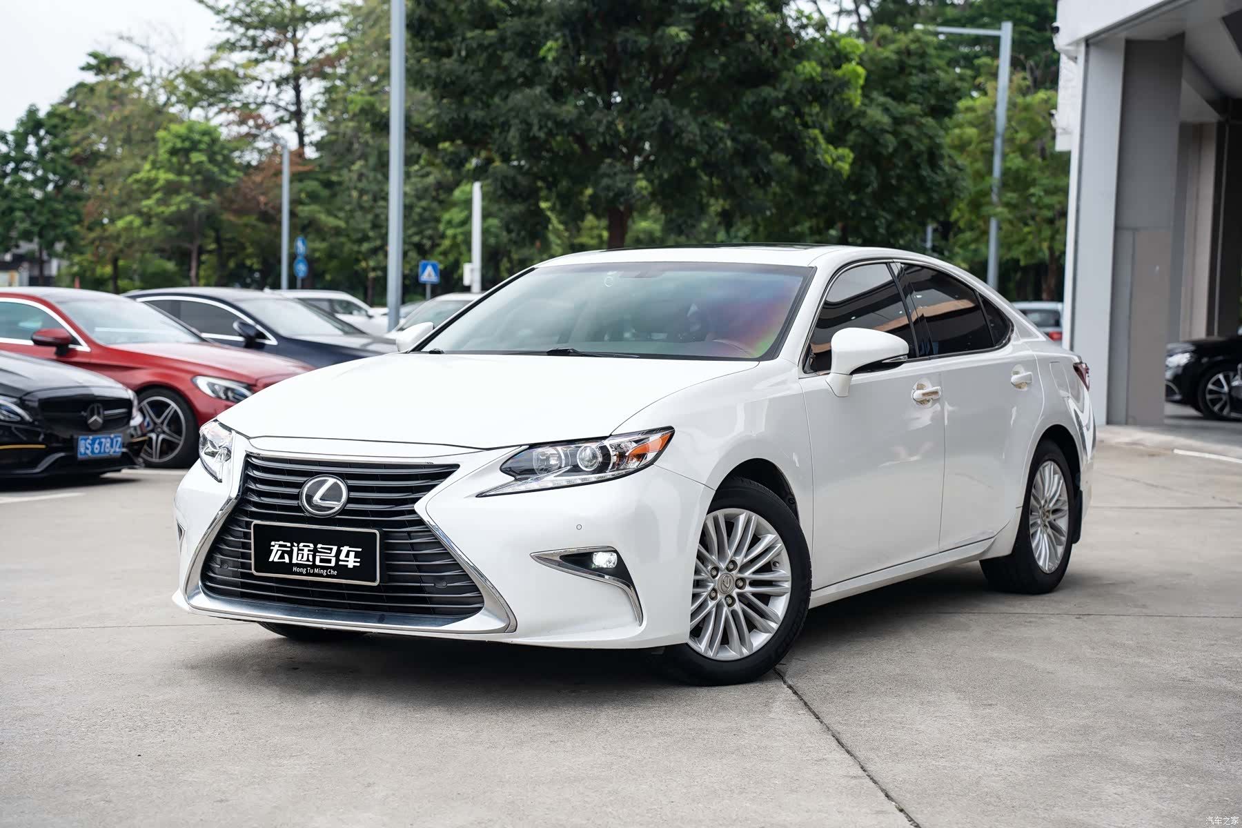 Lexus ES, 2018 1