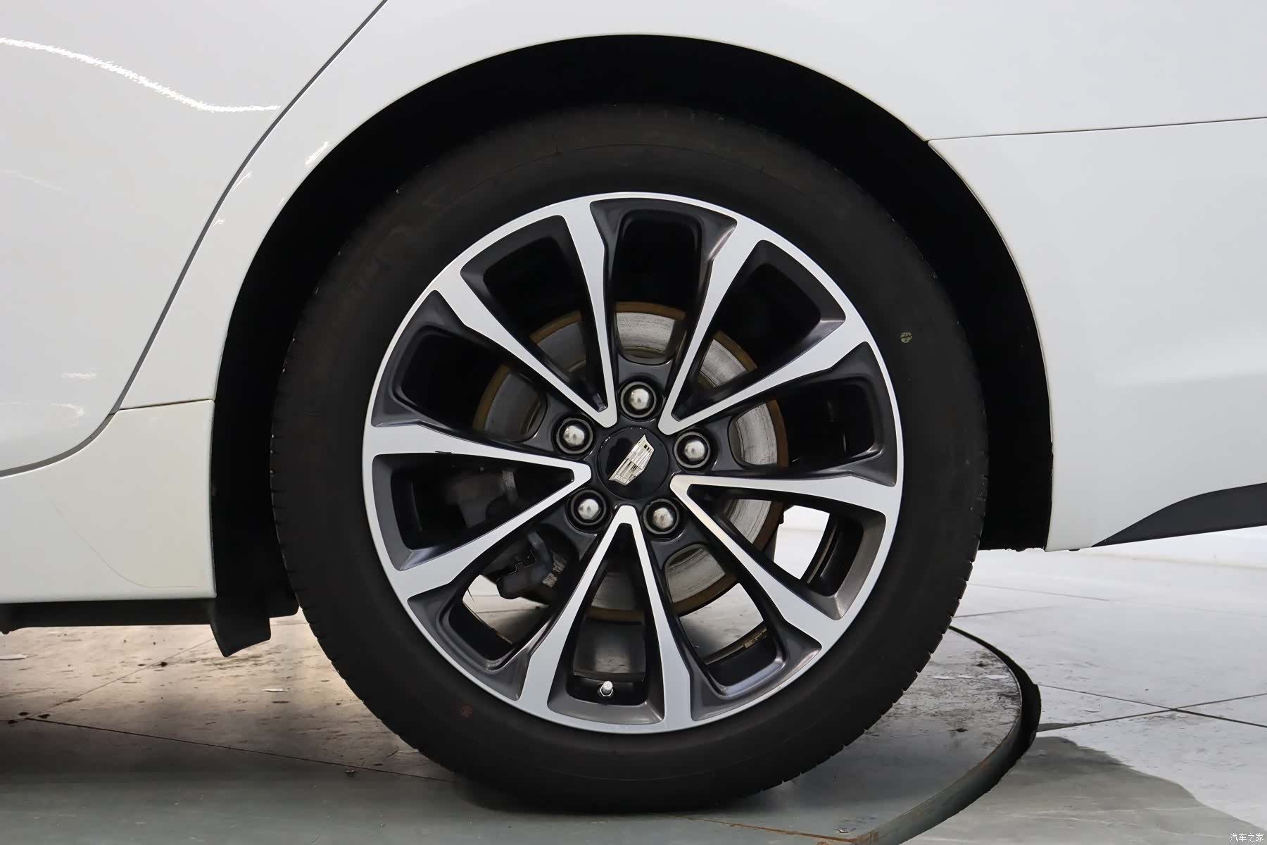 Cadillac CT5, 2023 10