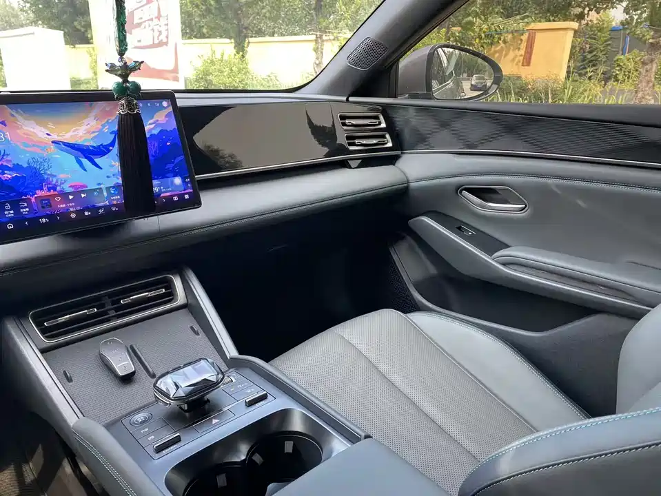 BYD Qin L