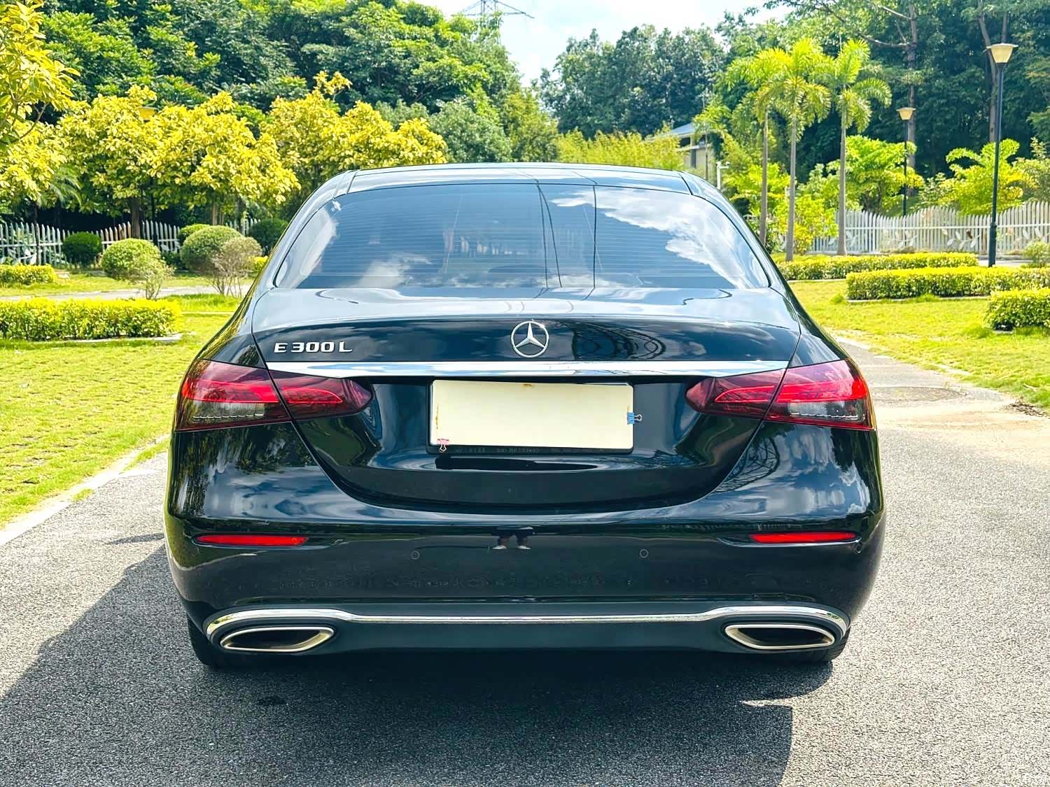 Mercedes-Benz E-Class, 2022 6