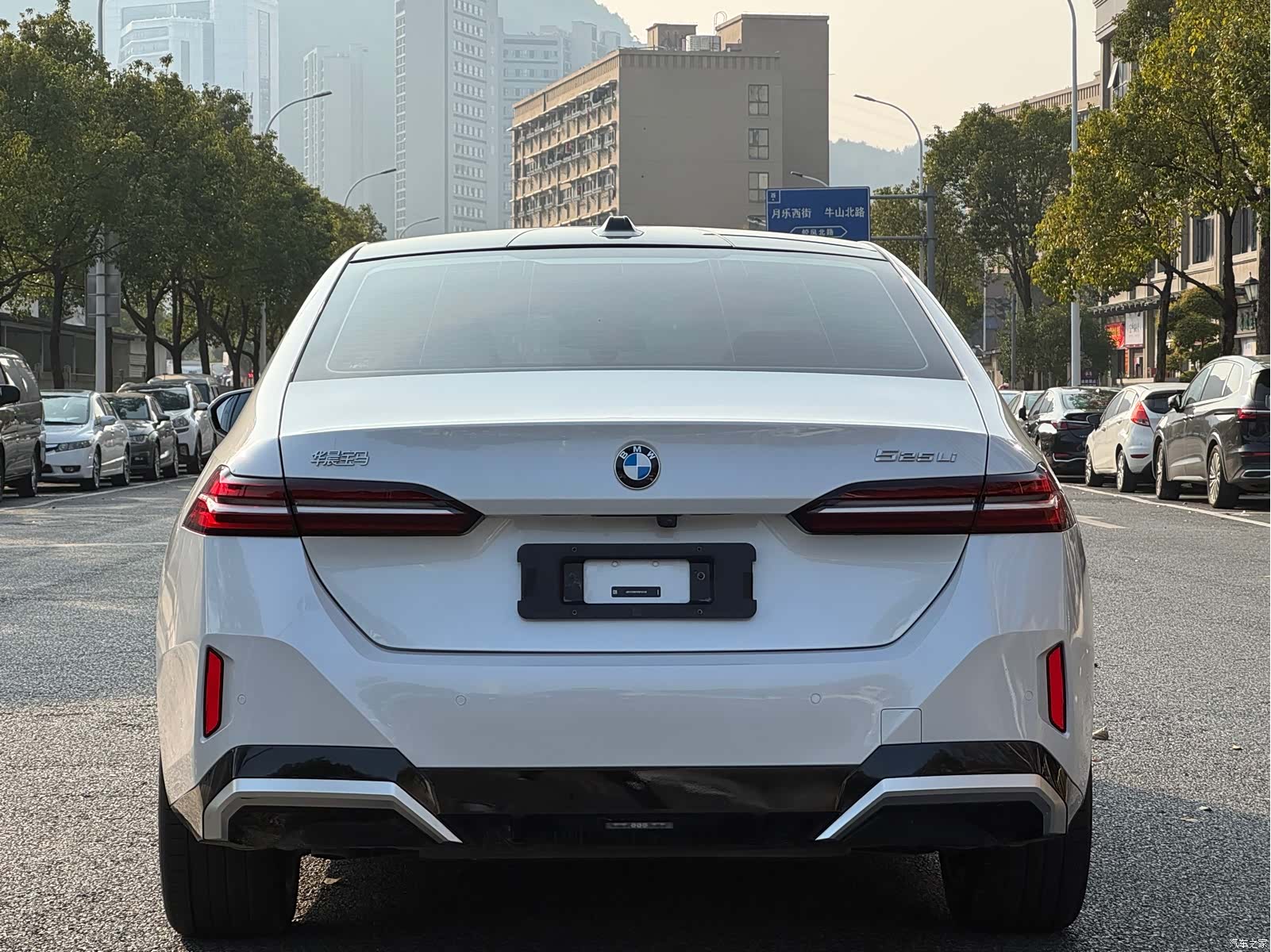BMW 5 Series, 2024 все фото