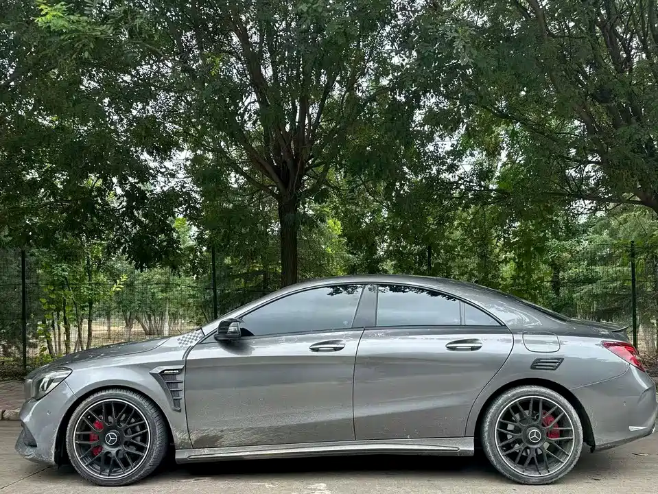 Mercedes-Benz CLA