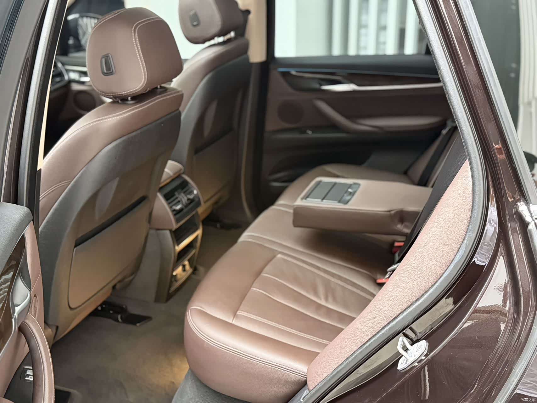 BMW X5, 2018 все фото