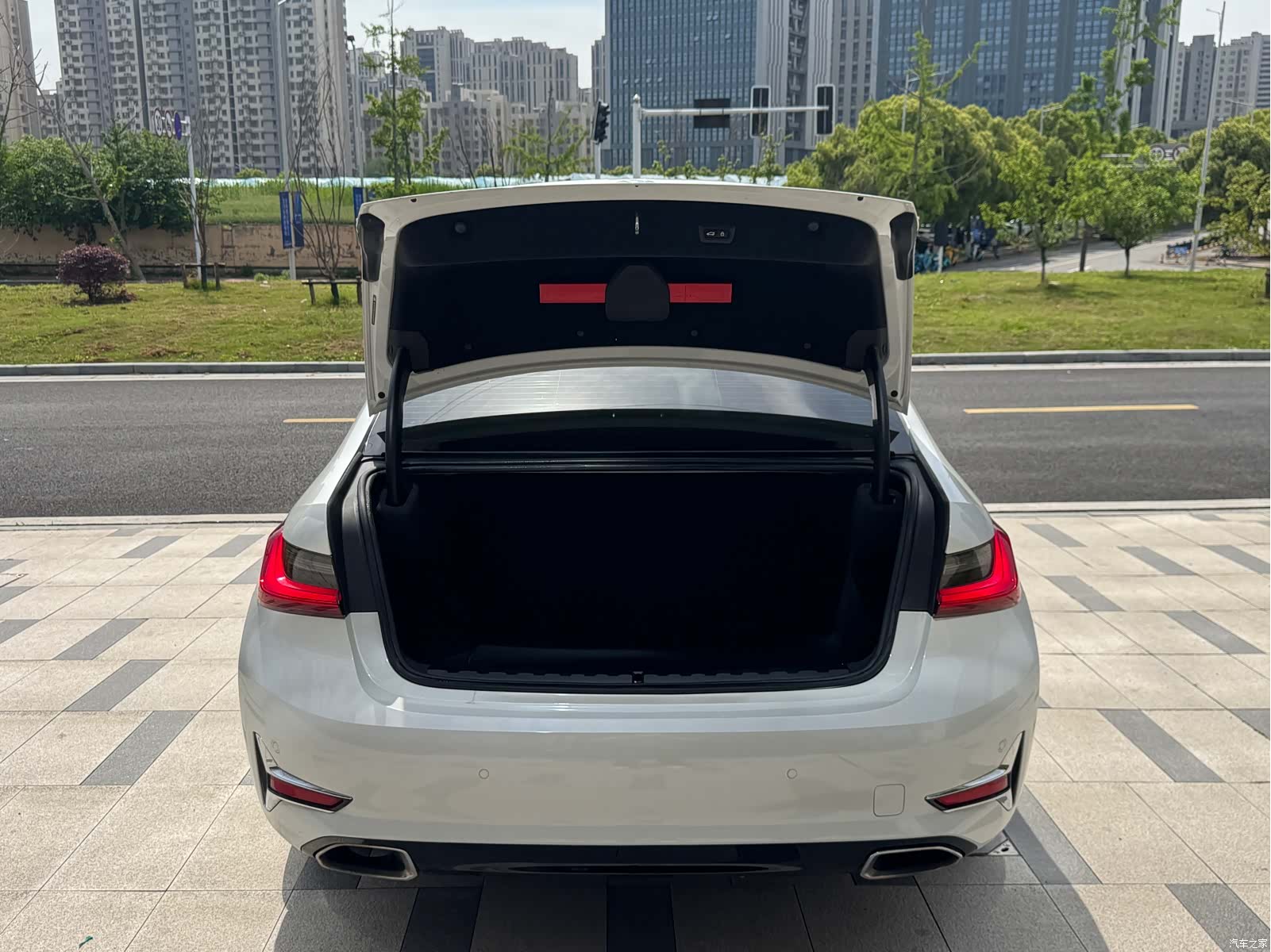 BMW 3 Series, 2019 22