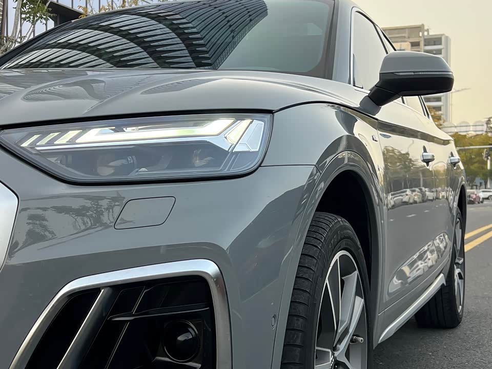 Audi Q5L Sportback