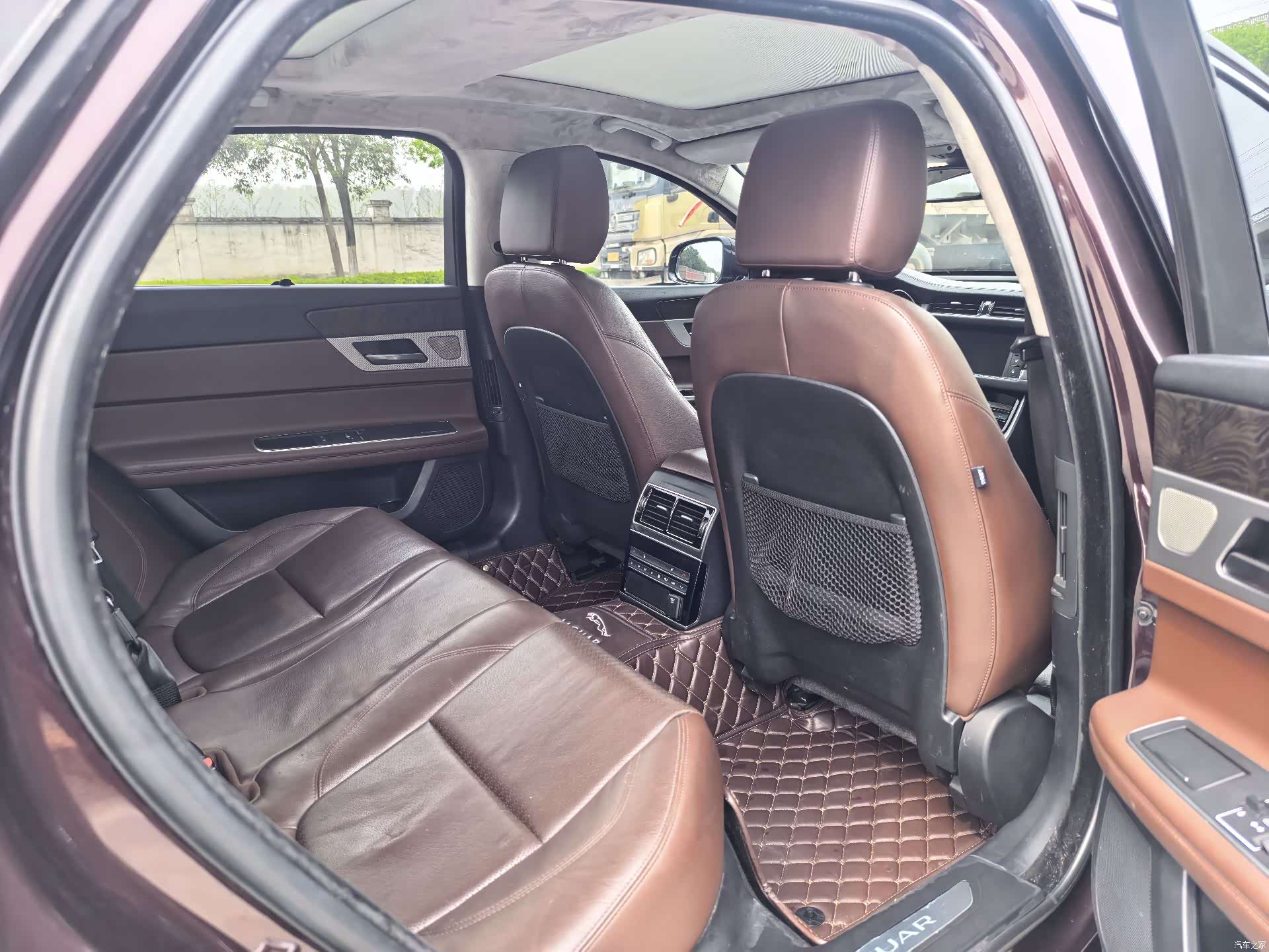 Land Rover XFL, 2016 6