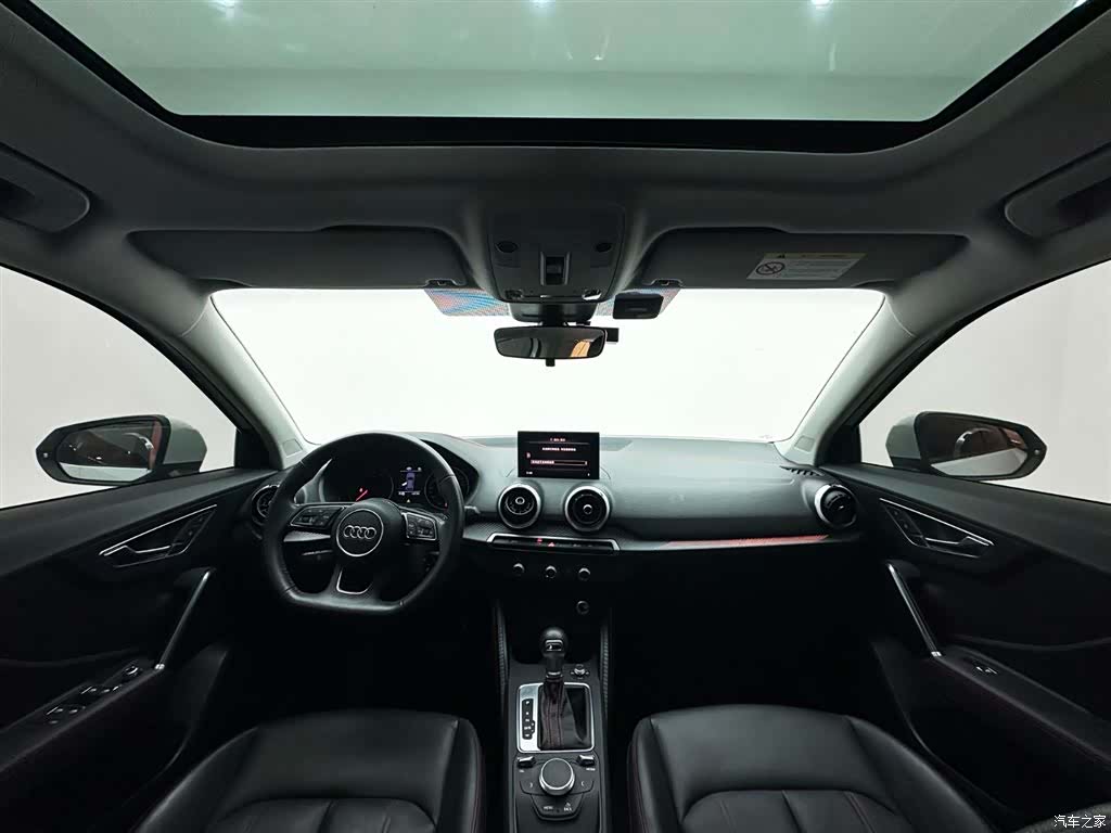 Audi Q2L, 2022 16