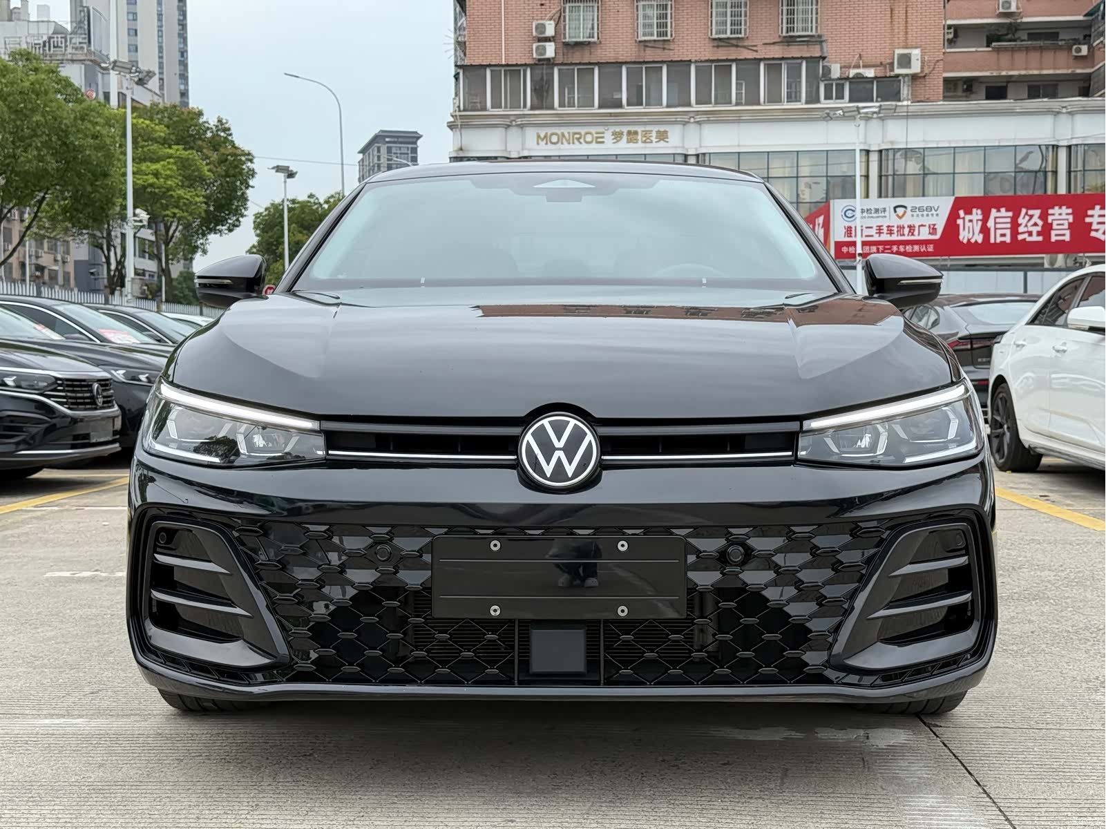Volkswagen Passat, 2025 2