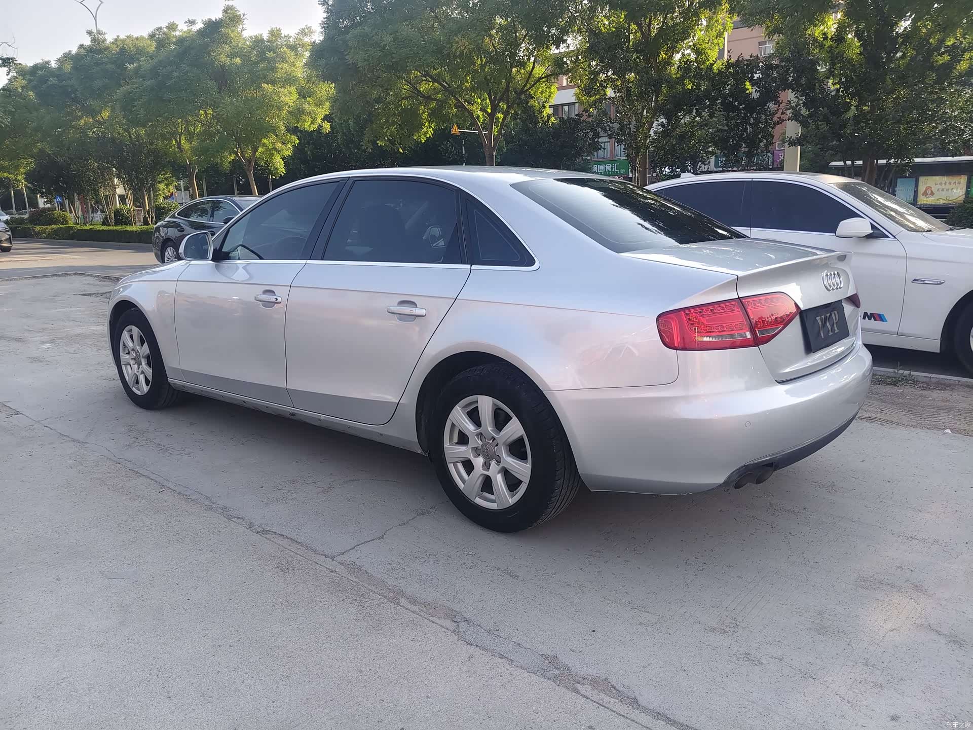 Audi A4L, 2012 6