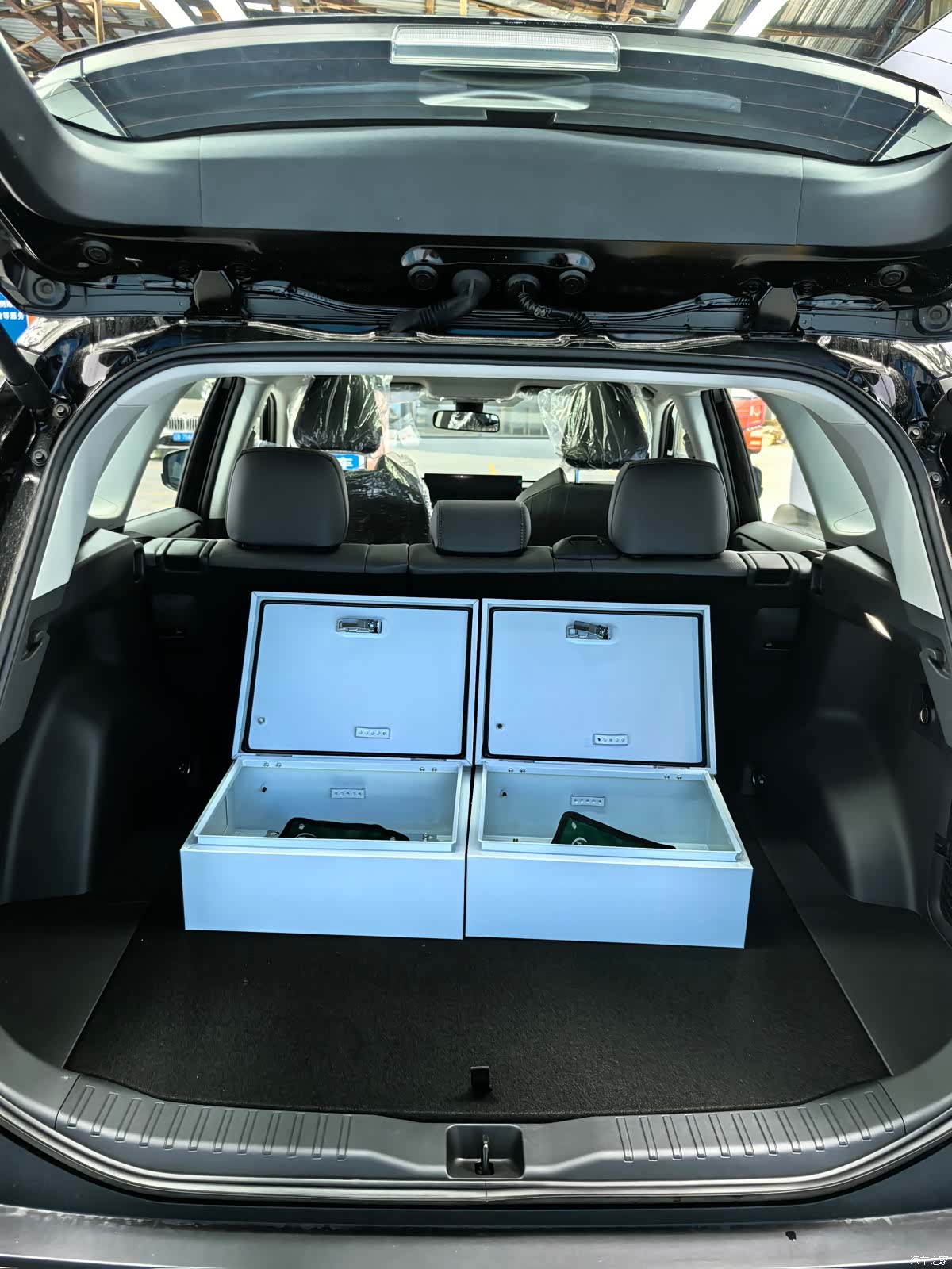 Toyota RAV4, 2026 25