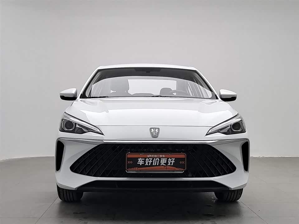 Roewe i5