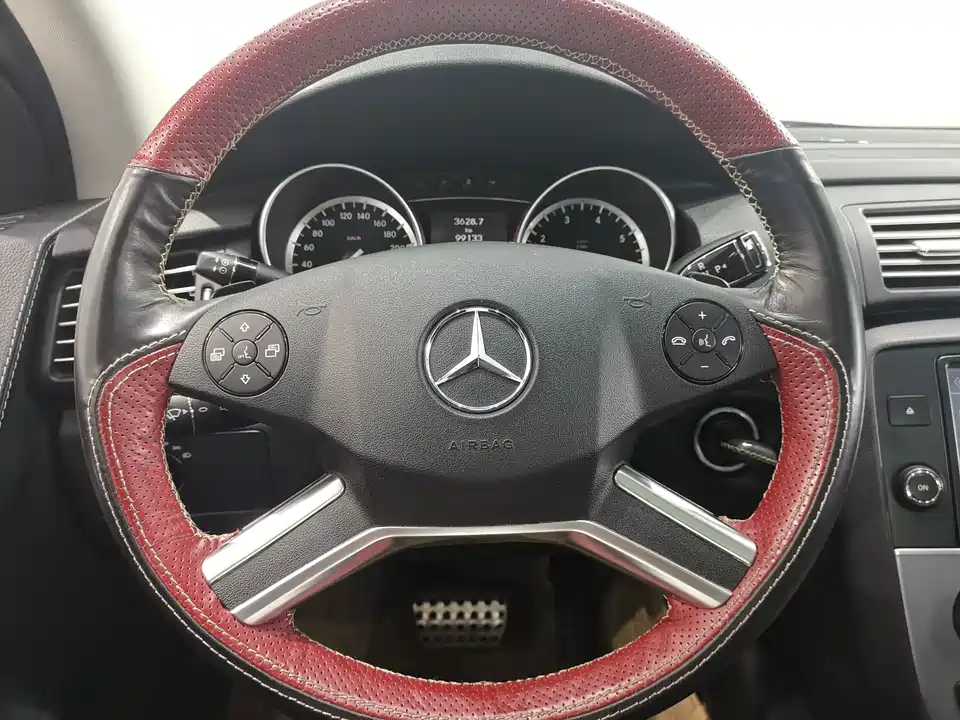 Mercedes-Benz R-class