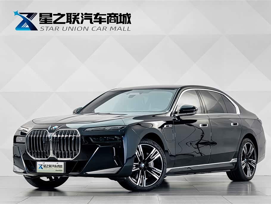 BMW i7