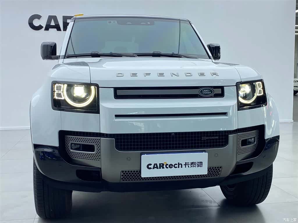 Land Rover Defender, 2024 36