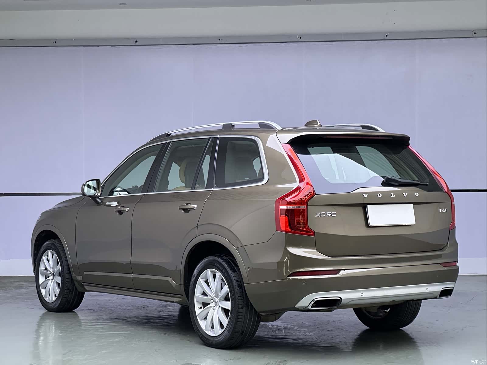 Volvo XC90, 2015 4
