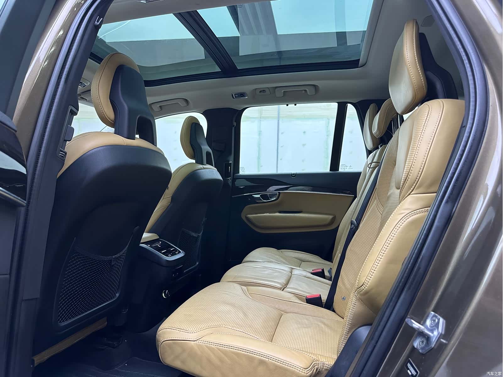Volvo XC90, 2015 9