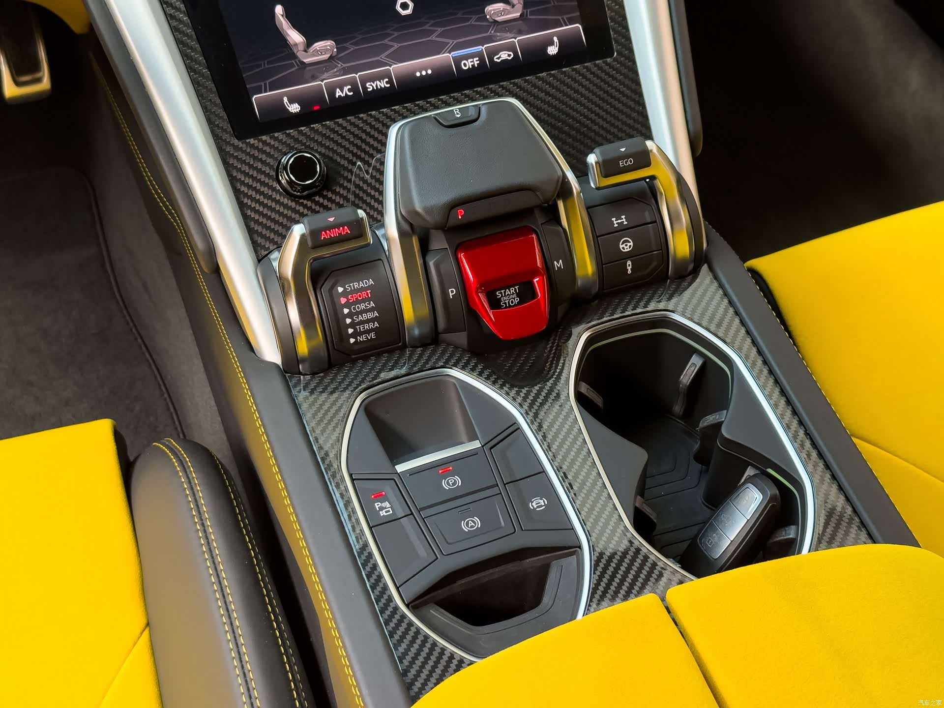 Lamborghini Urus, 2019 11