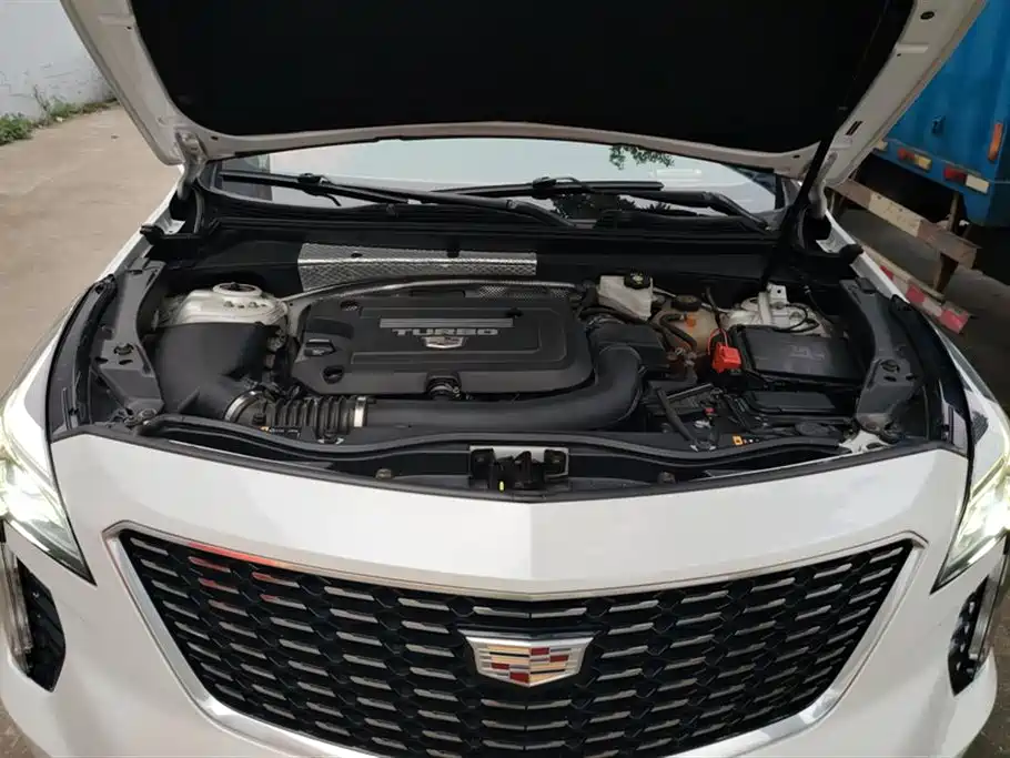 Cadillac XT4