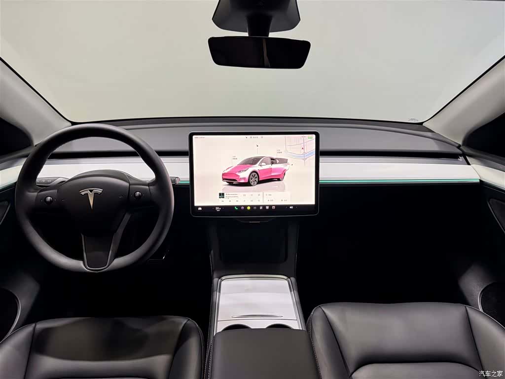 Tesla Model Y, 2025 13