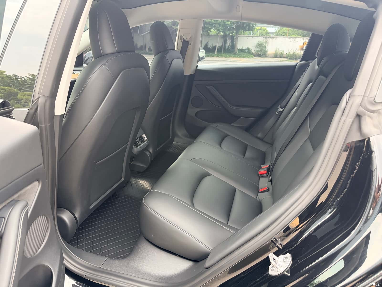 Tesla Model 3, 2021 6