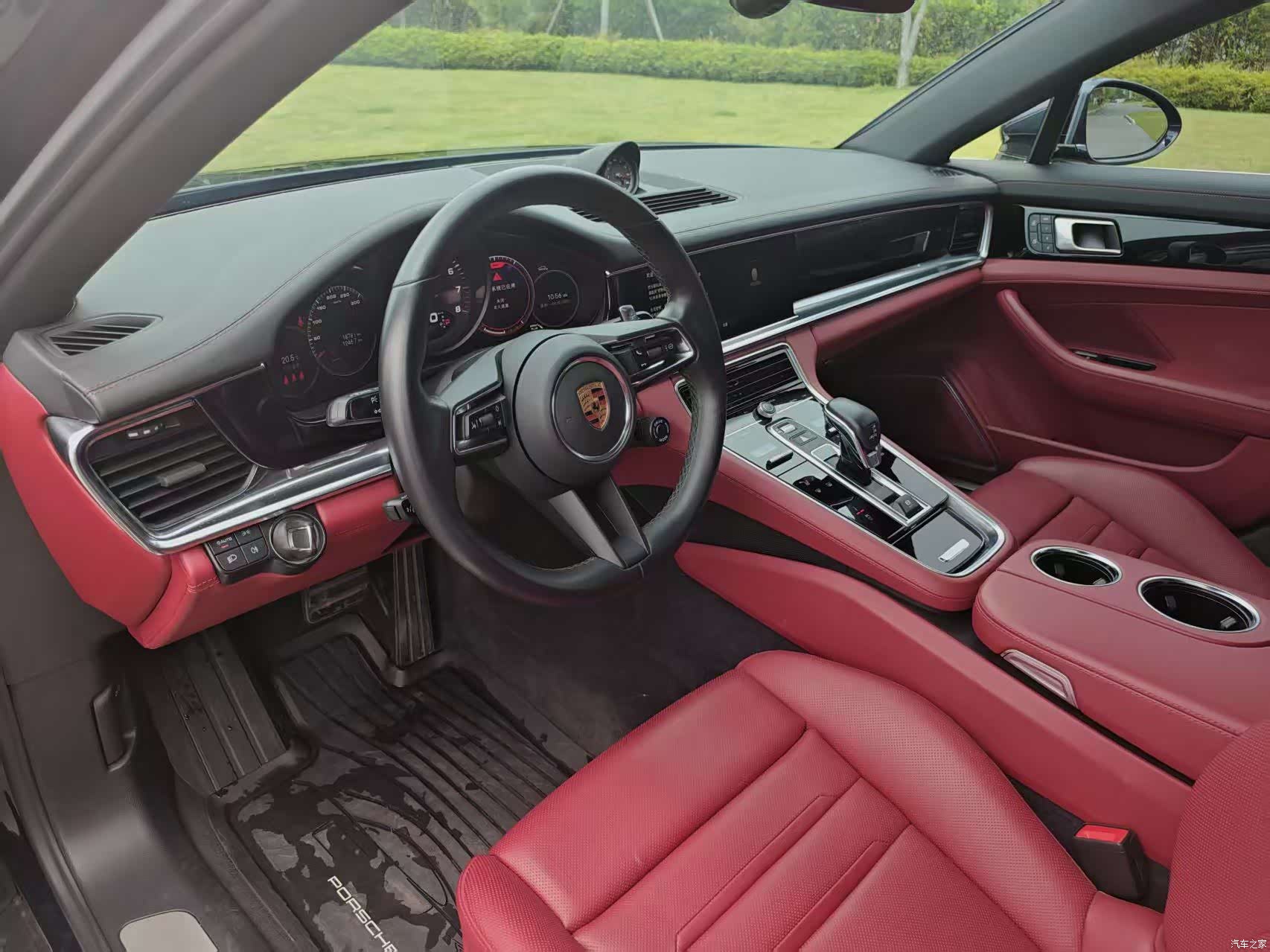Porsche Panamera, 2023 9