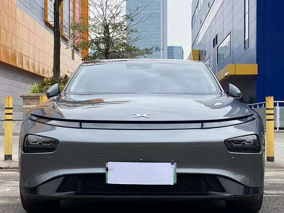 XPENG P7