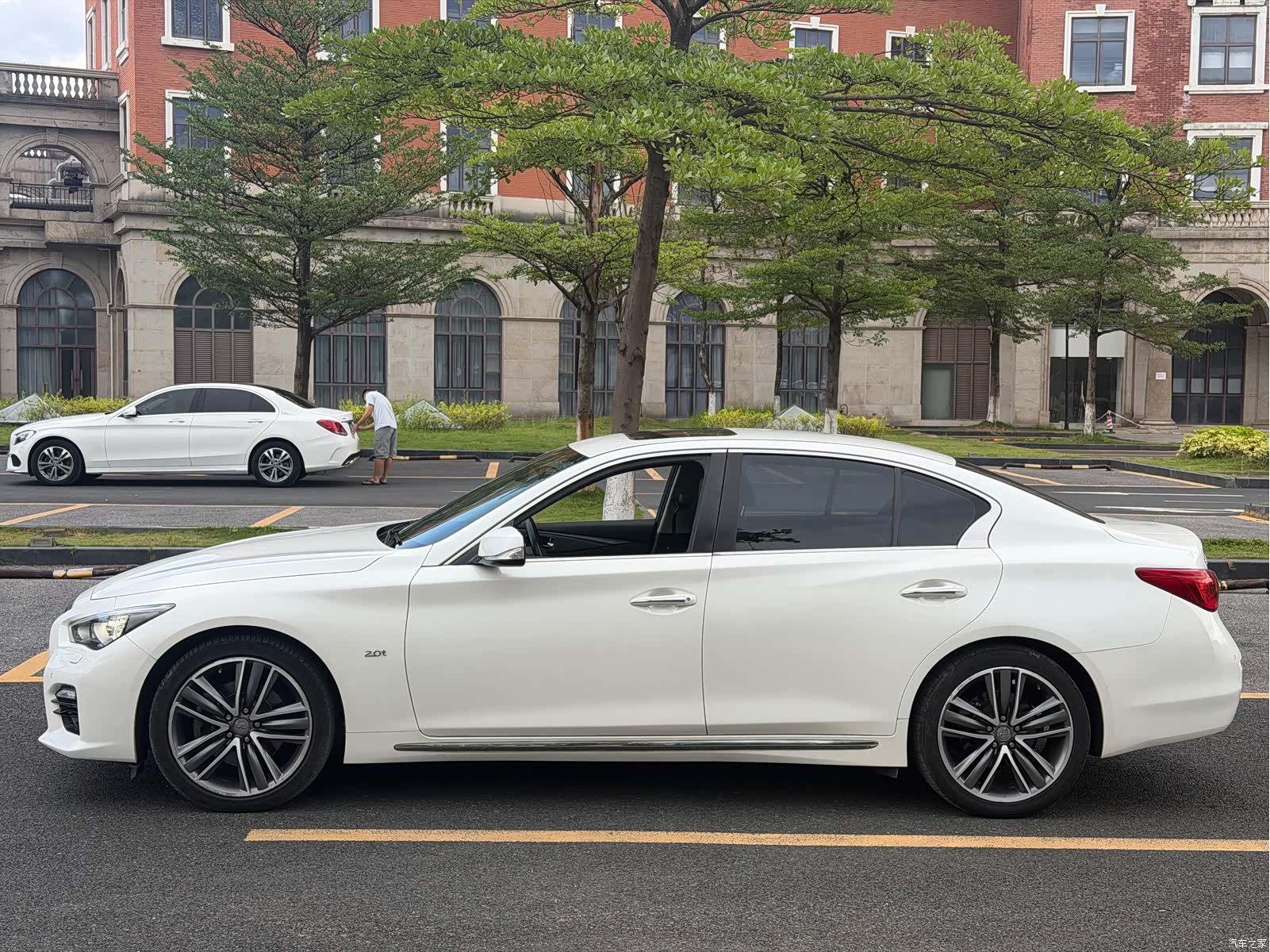 Infiniti Q50L, 2015 4
