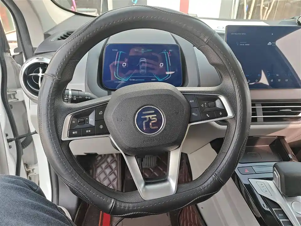 BYD Yuan Pro BYD Yuan Pro