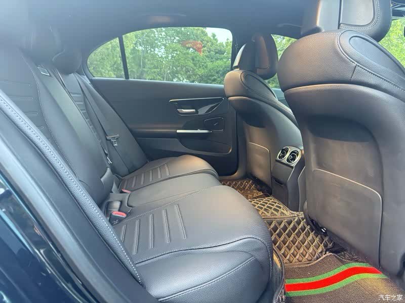 Mercedes-Benz C-Class, 2023 7