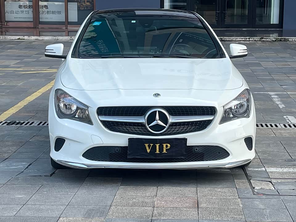Mercedes-Benz CLA