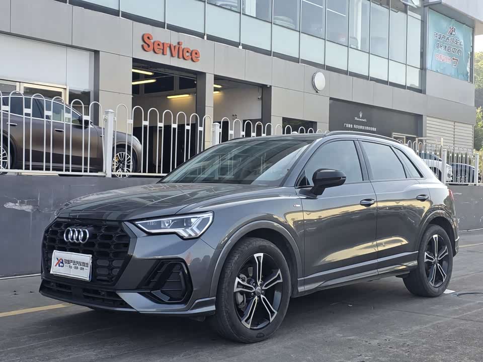 Audi Q3