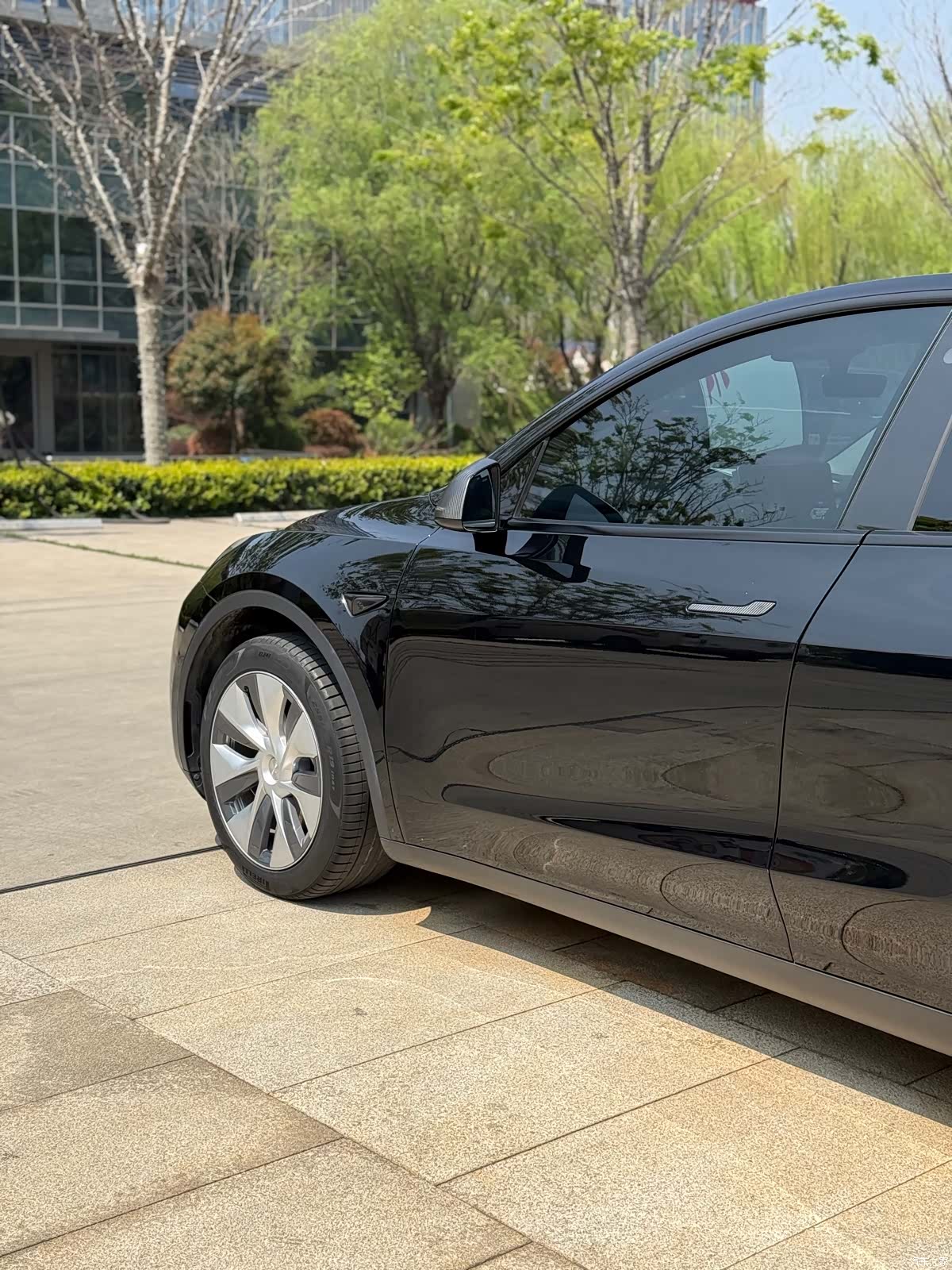 Tesla Model Y, 2023 8