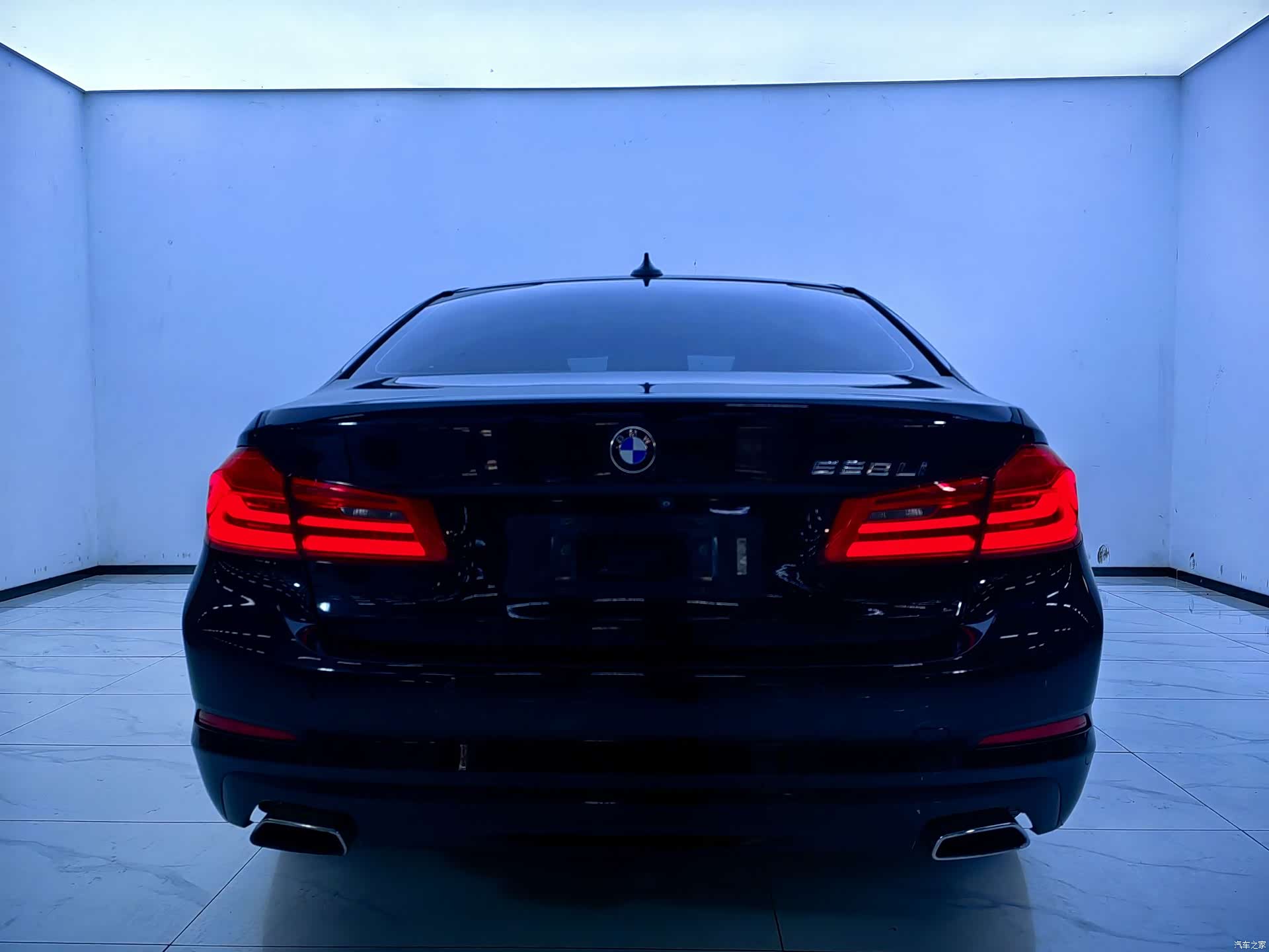 BMW 5 Series, 2017 16