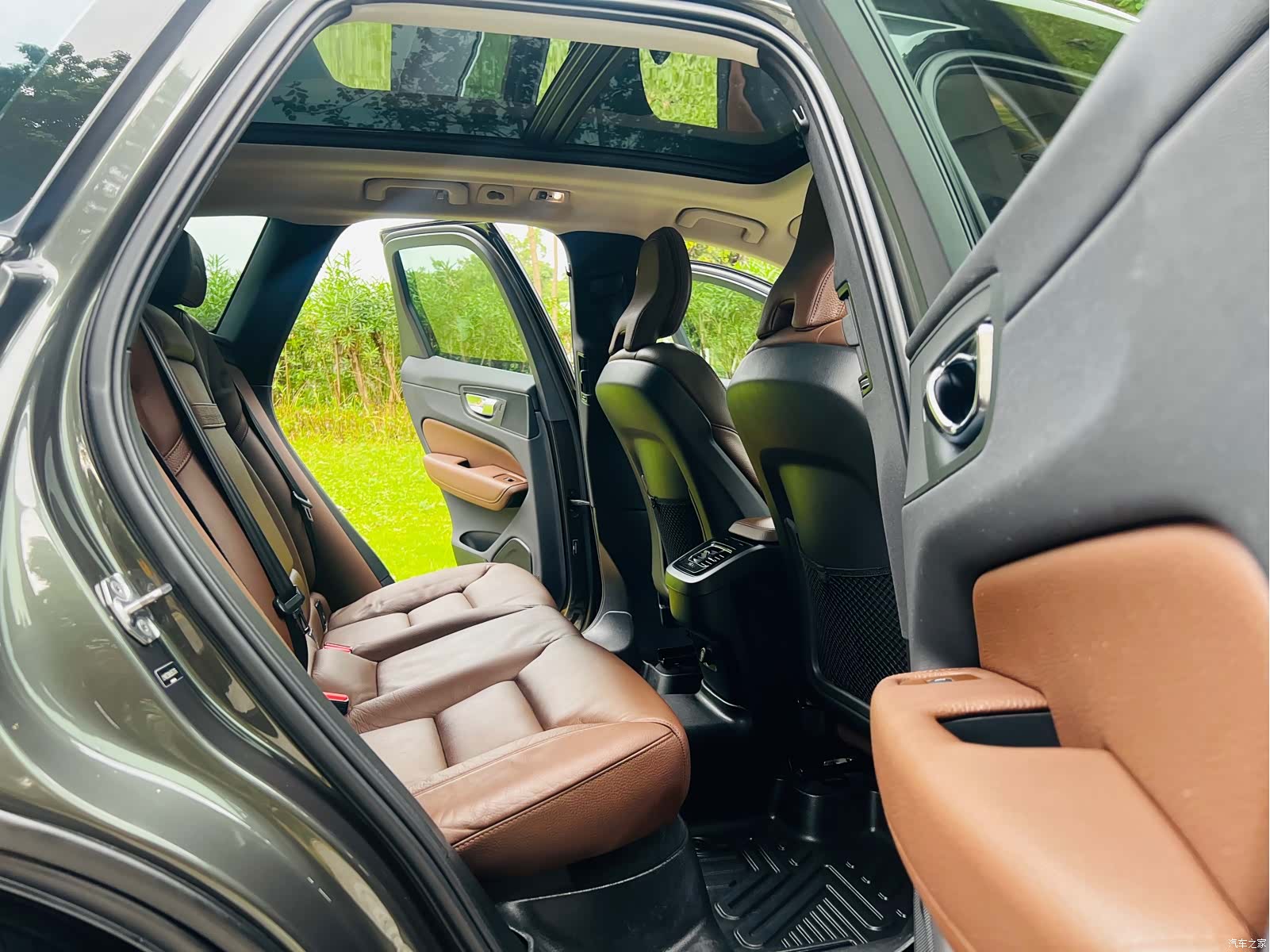 Volvo XC60, 2020 11