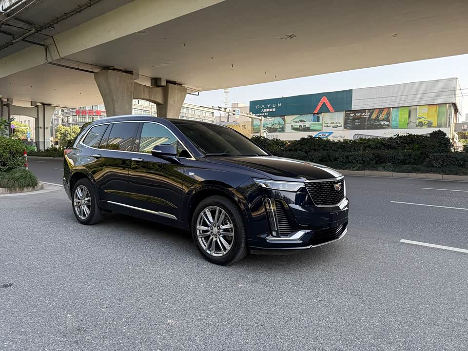 Cadillac XT6