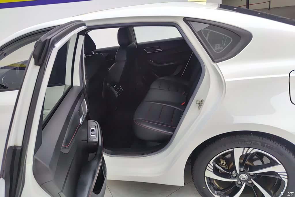 MG MG6, 2022 11