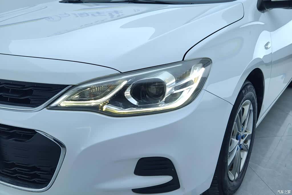 Chevrolet 320, 2018 все фото