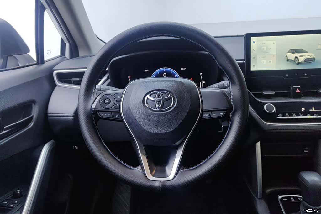 Toyota Frontlander, 2024 15